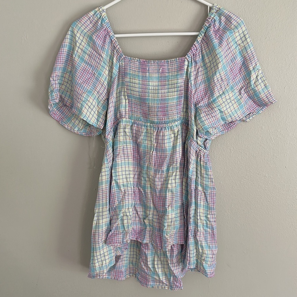 Women's Size Medium Ingrid + Isabel Colorful Maternity Top - Picture 2 of 3